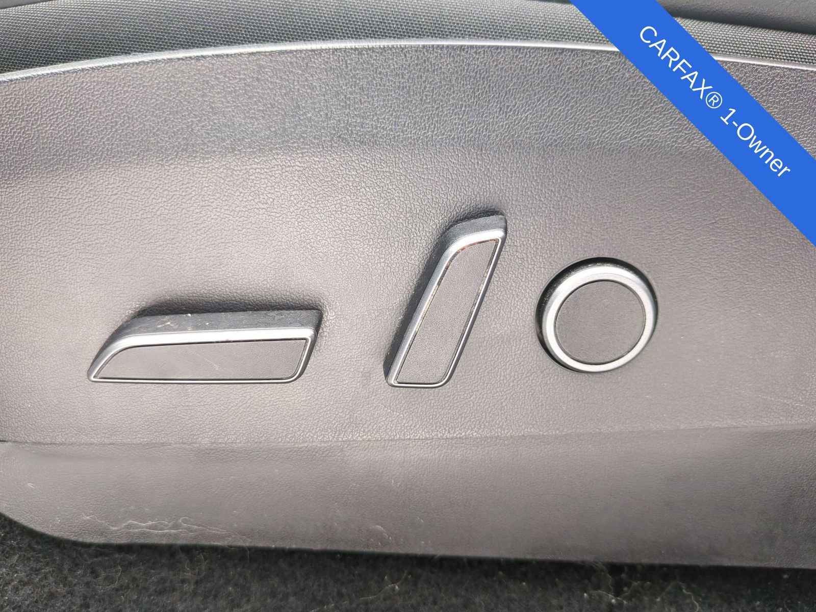 Used 2021 Tesla Model Y Long Range image 16