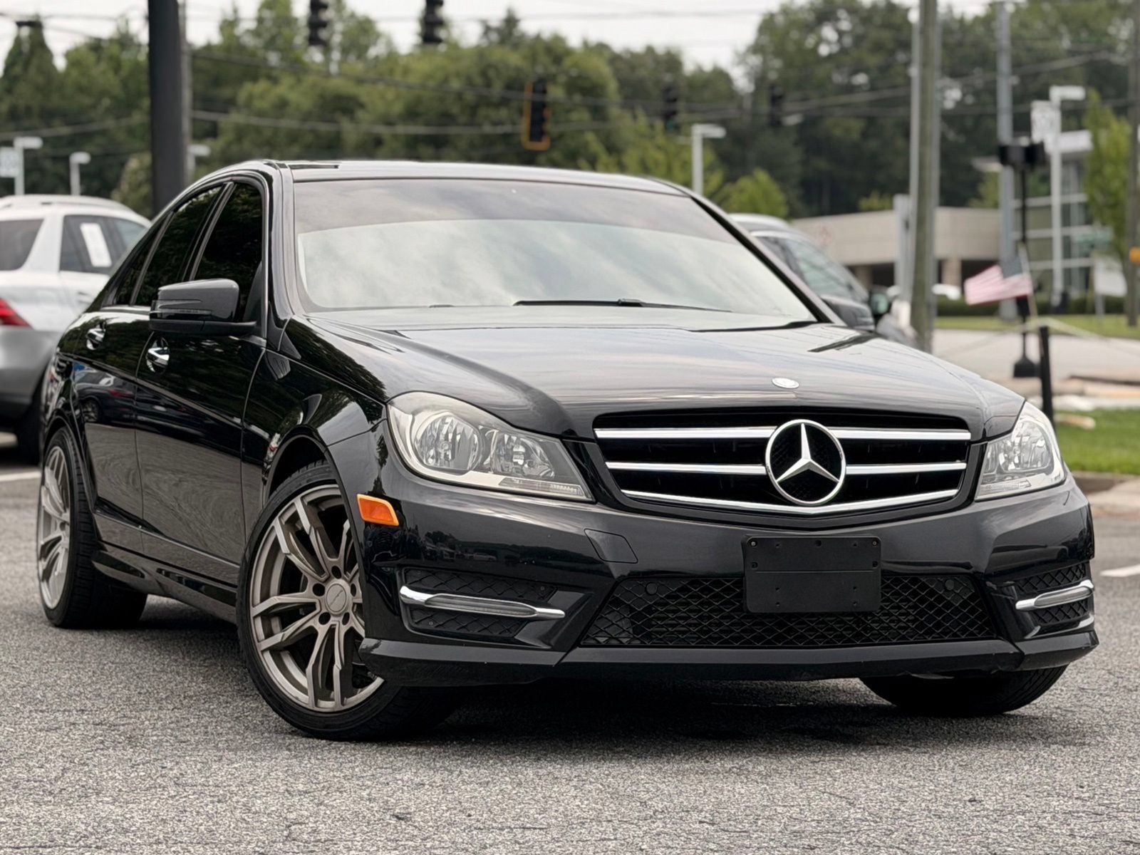 Used 2014 Mercedes-Benz C 250 Sedan image 7