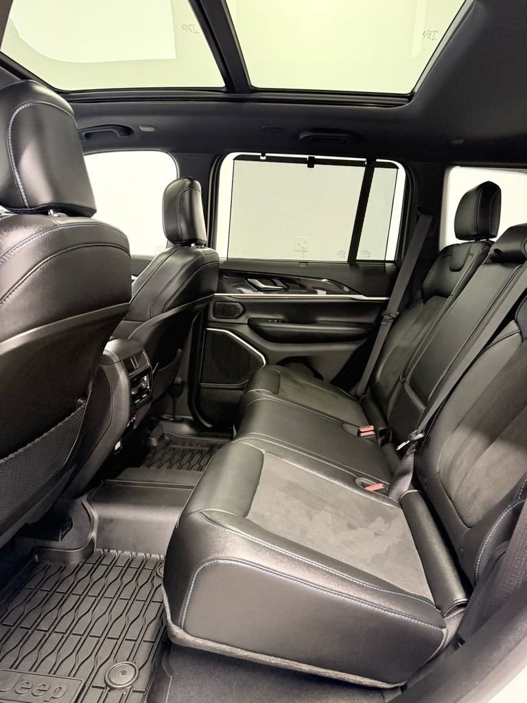 Used 2023 Jeep Grand Cherokee Trailhawk w/ Advanced Protech Group II image 26