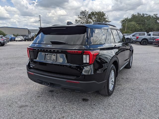 Used 2025 Ford Explorer Active RWD image 4