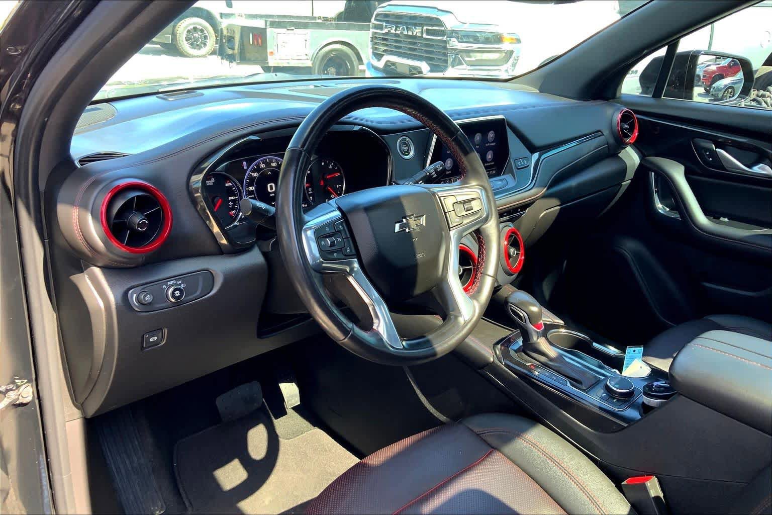 Used 2022 Chevrolet Blazer RS FWD image 16