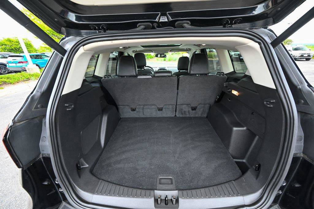 Used 2019 Ford Escape Titanium AWD/4WD image 16