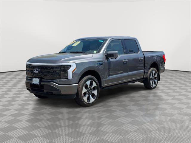 Used 2025 Ford F150 Lightning Platinum AWD/4WD image 3