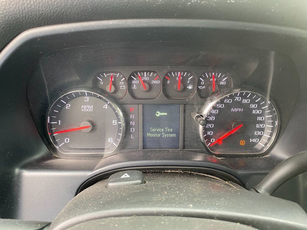 Used 2018 Chevrolet Silverado 1500 Custom w/ Custom Value Package image 17