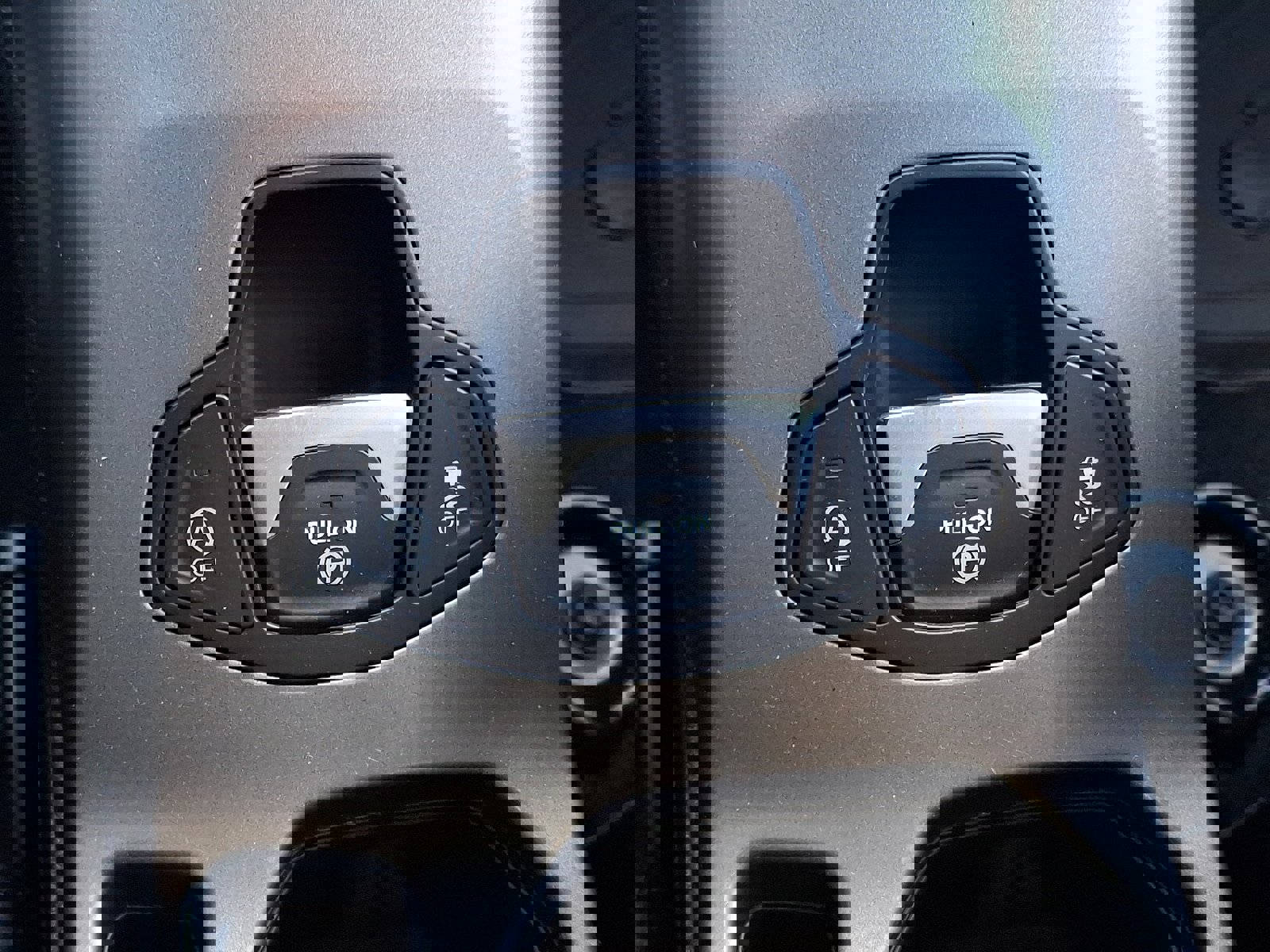 Used 2020 Jeep Renegade Altitude image 25