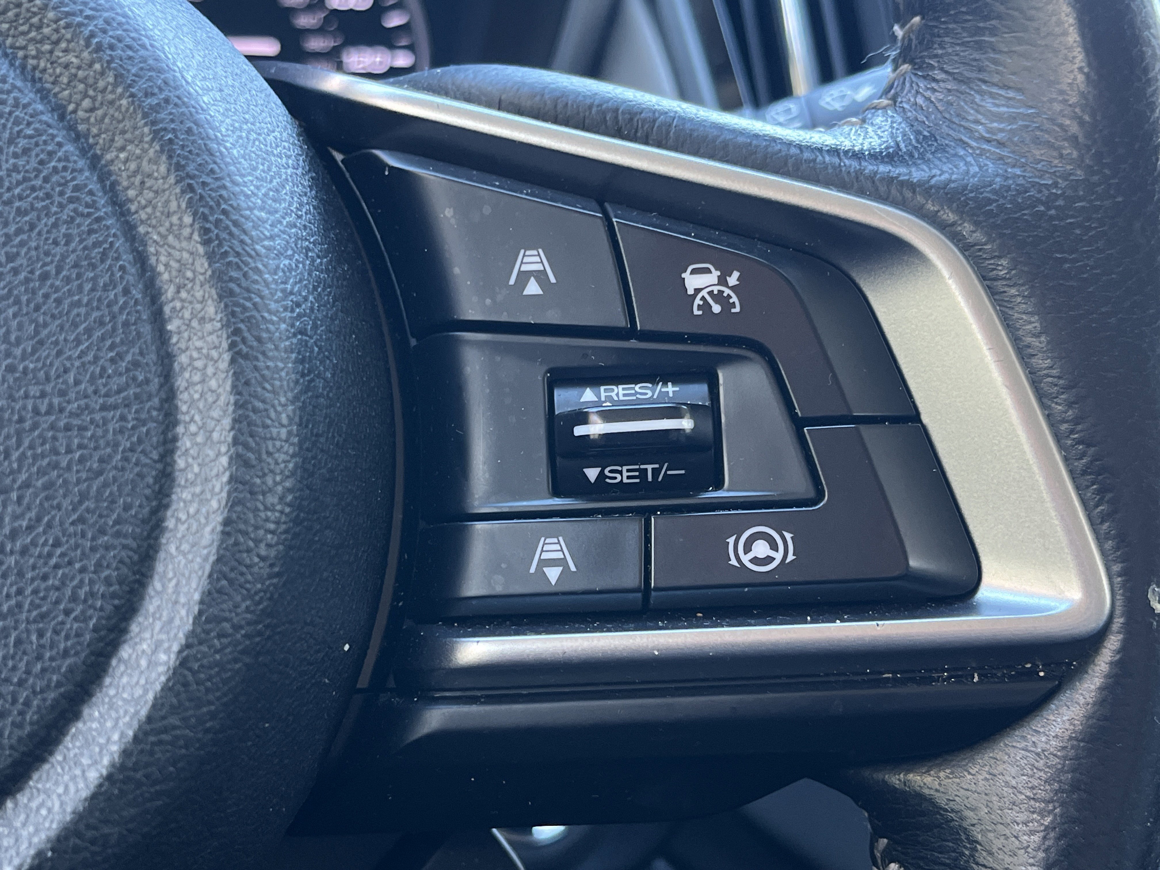 Used 2022 Subaru Outback Limited image 10