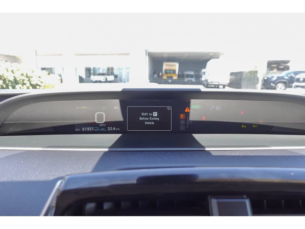 Certified 2022 Toyota Prius LE FWD image 21