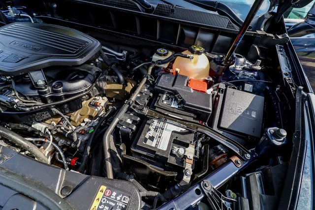 Used 2017 Cadillac XT5 Luxury w/ Driver Awareness Package image 32