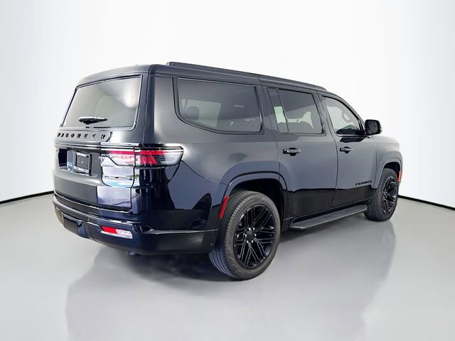 Used 2024 Jeep Wagoneer Series II AWD/4WD image 7