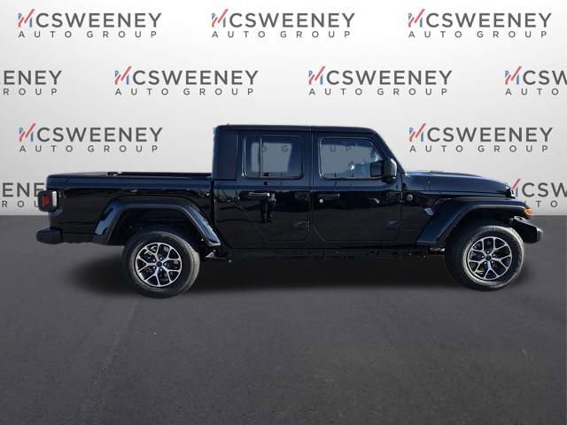 New 2025 Jeep Gladiator Sport image 6