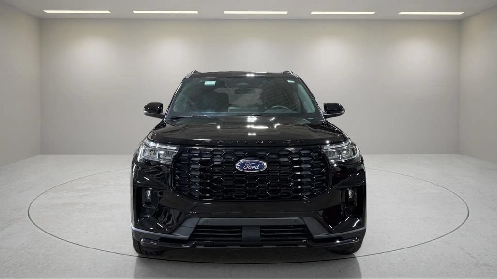 Used 2026 Ford Explorer ST-Line w/ ST-Line Street Pack AWD/4WD image 16