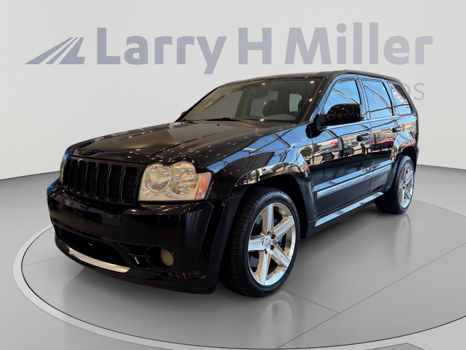 Used 2006 Jeep Grand Cherokee SRT8 w/ SRT Option Group I AWD/4WD image 1