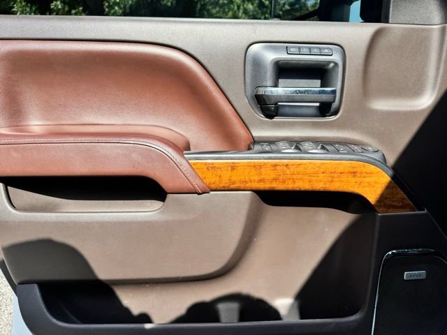 Used 2015 Chevrolet Silverado 2500 High Country w/ Duramax Plus Package AWD/4WD image 20