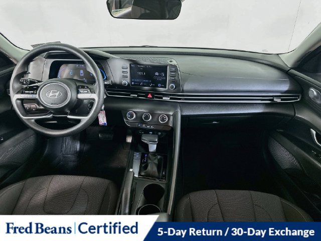 Certified 2024 Hyundai Elantra SE FWD image 14