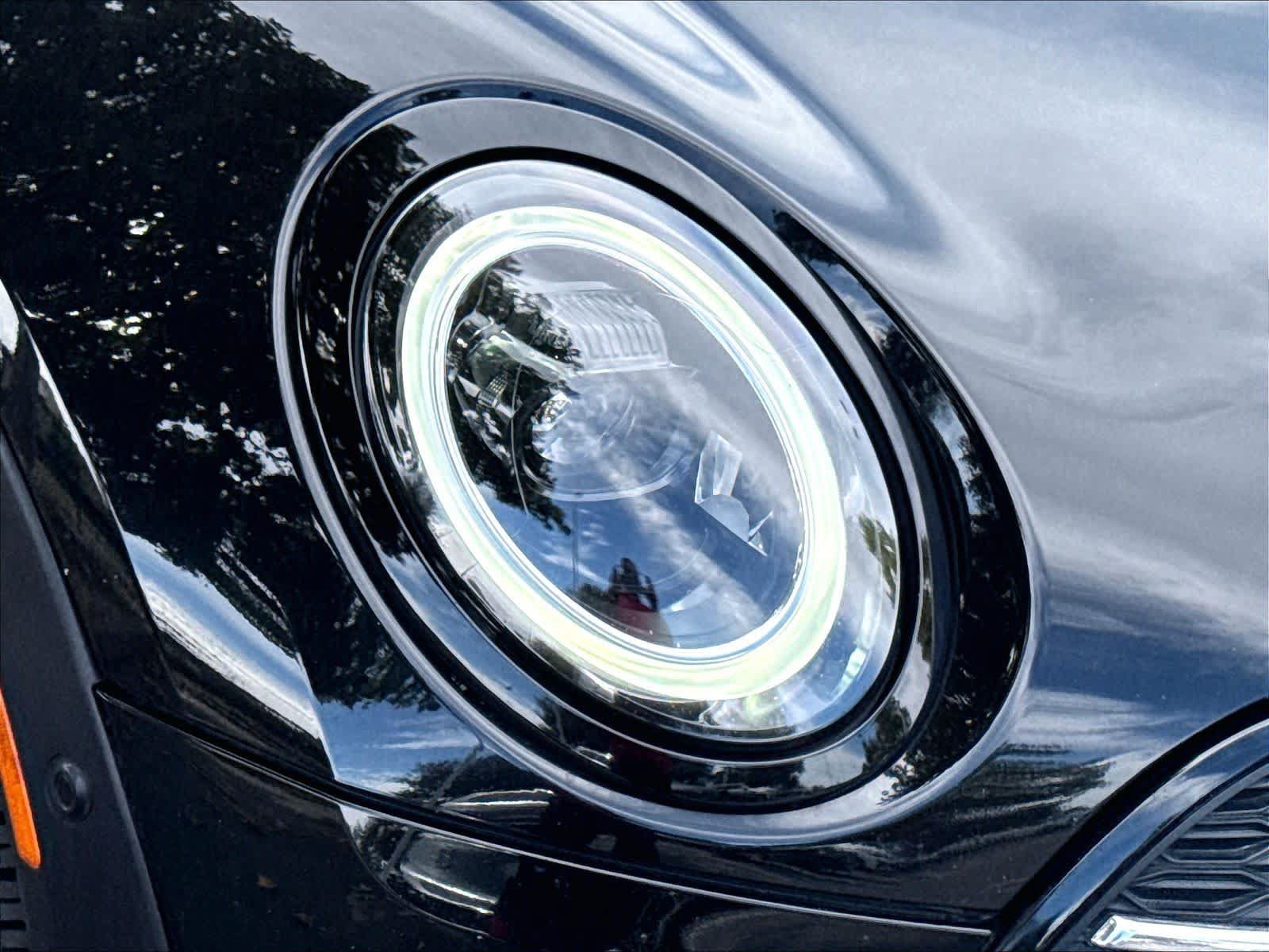 Used 2022 MINI Cooper Clubman S w/ Premium Package FWD image 34