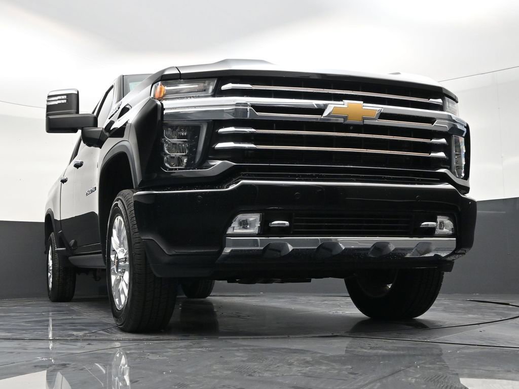 Used 2022 Chevrolet Silverado 2500 High Country w/ Z71 Off-Road Package image 26