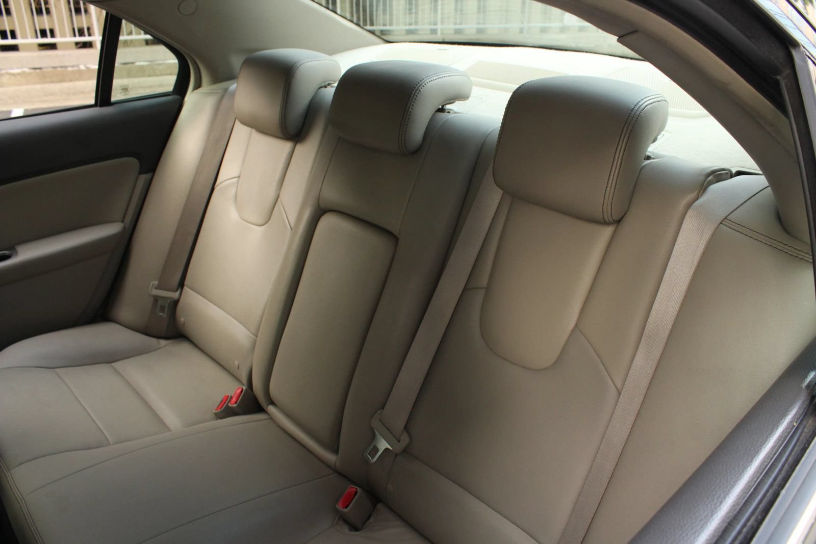 Used 2010 Ford Fusion Hybrid FWD image 18
