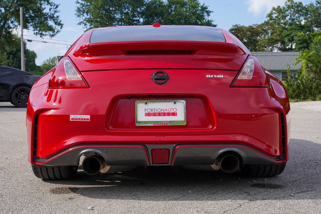 Used 2017 Nissan 370Z NISMO RWD image 6