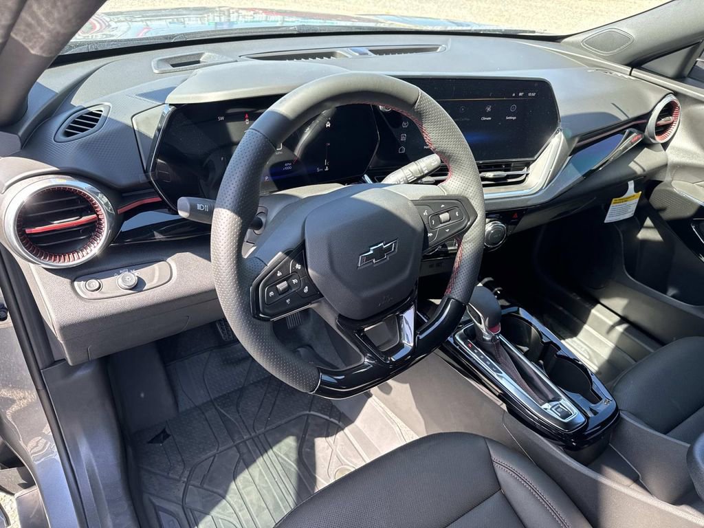 New 2026 Chevrolet Trax RS w/ Sunroof Package image 18