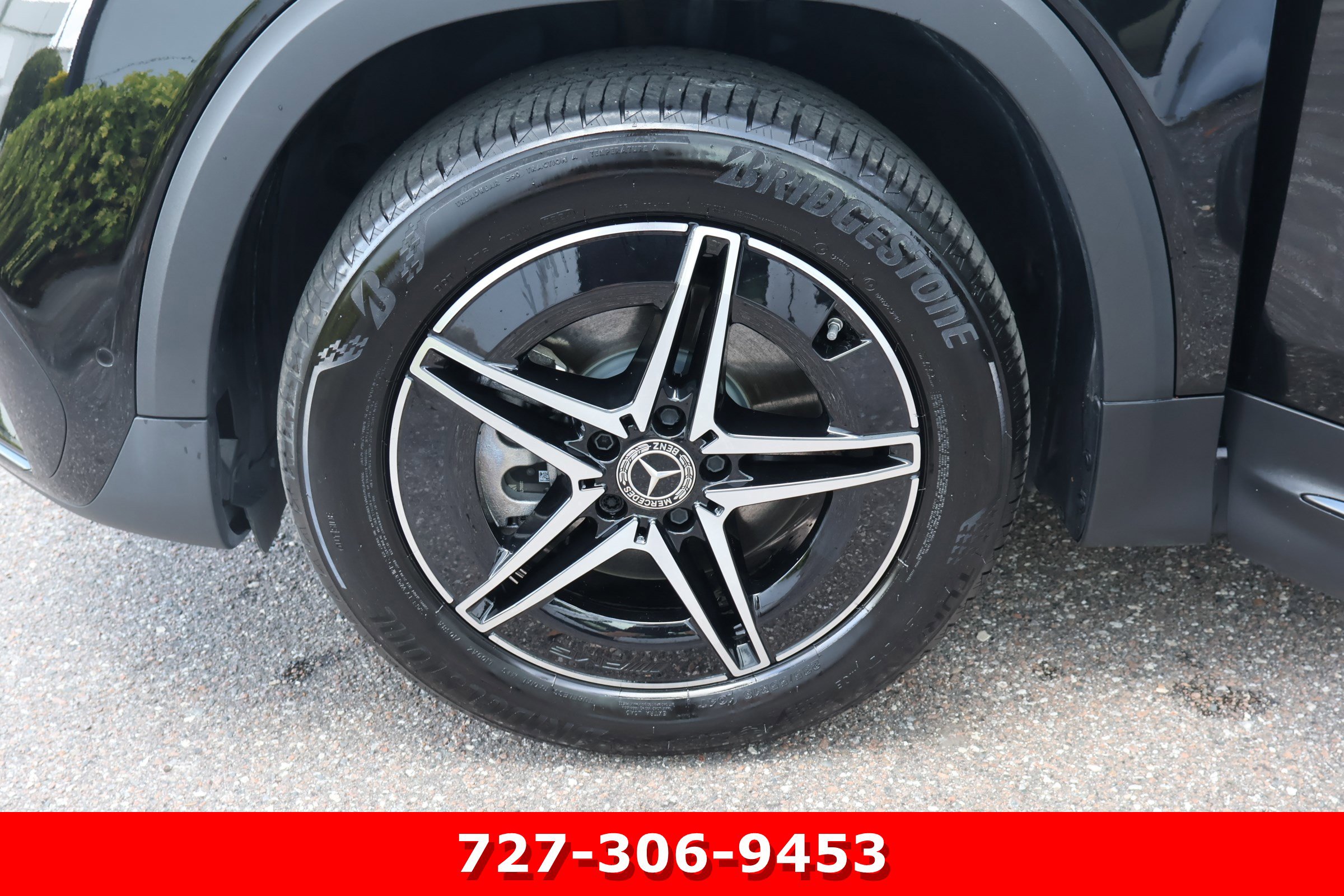 Certified 2024 Mercedes-Benz EQB 300 4MATIC image 14