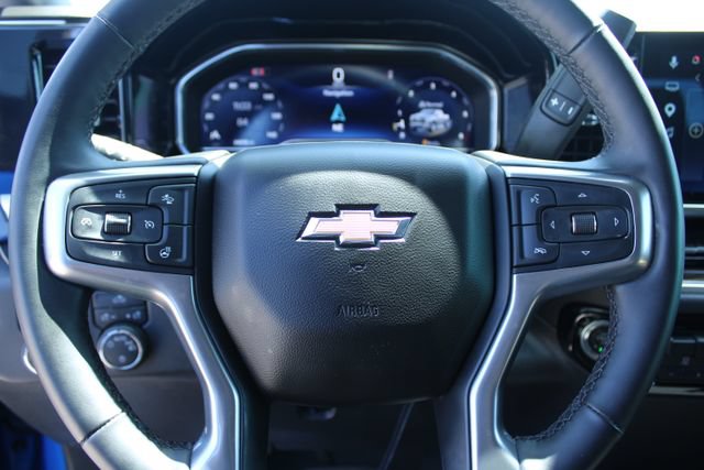 Used 2025 Chevrolet Silverado 1500 LT RWD image 25