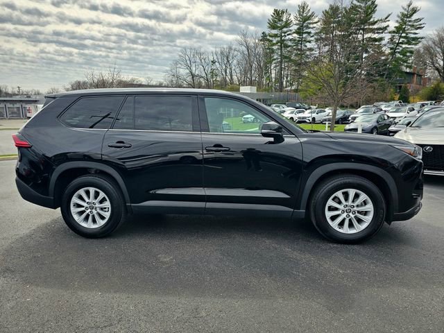 Used 2025 Toyota Grand Highlander AWD image 7