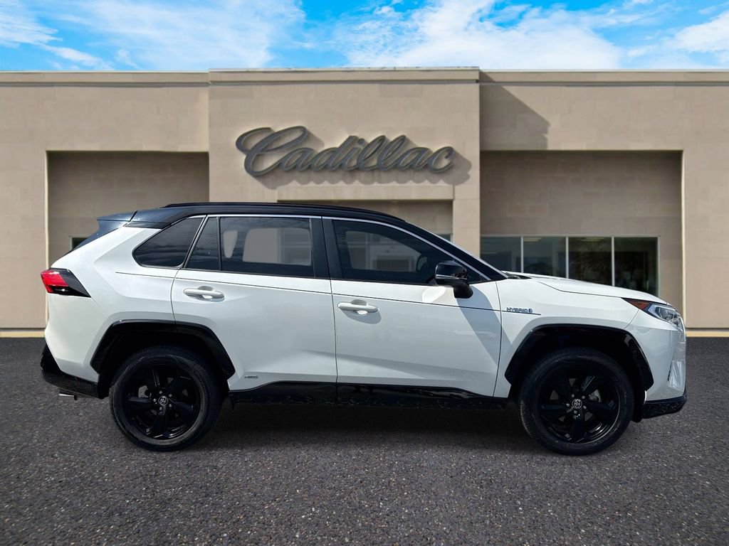 Used 2020 Toyota RAV4 XSE w/ XSE Grade Weather Package AWD/4WD image 2