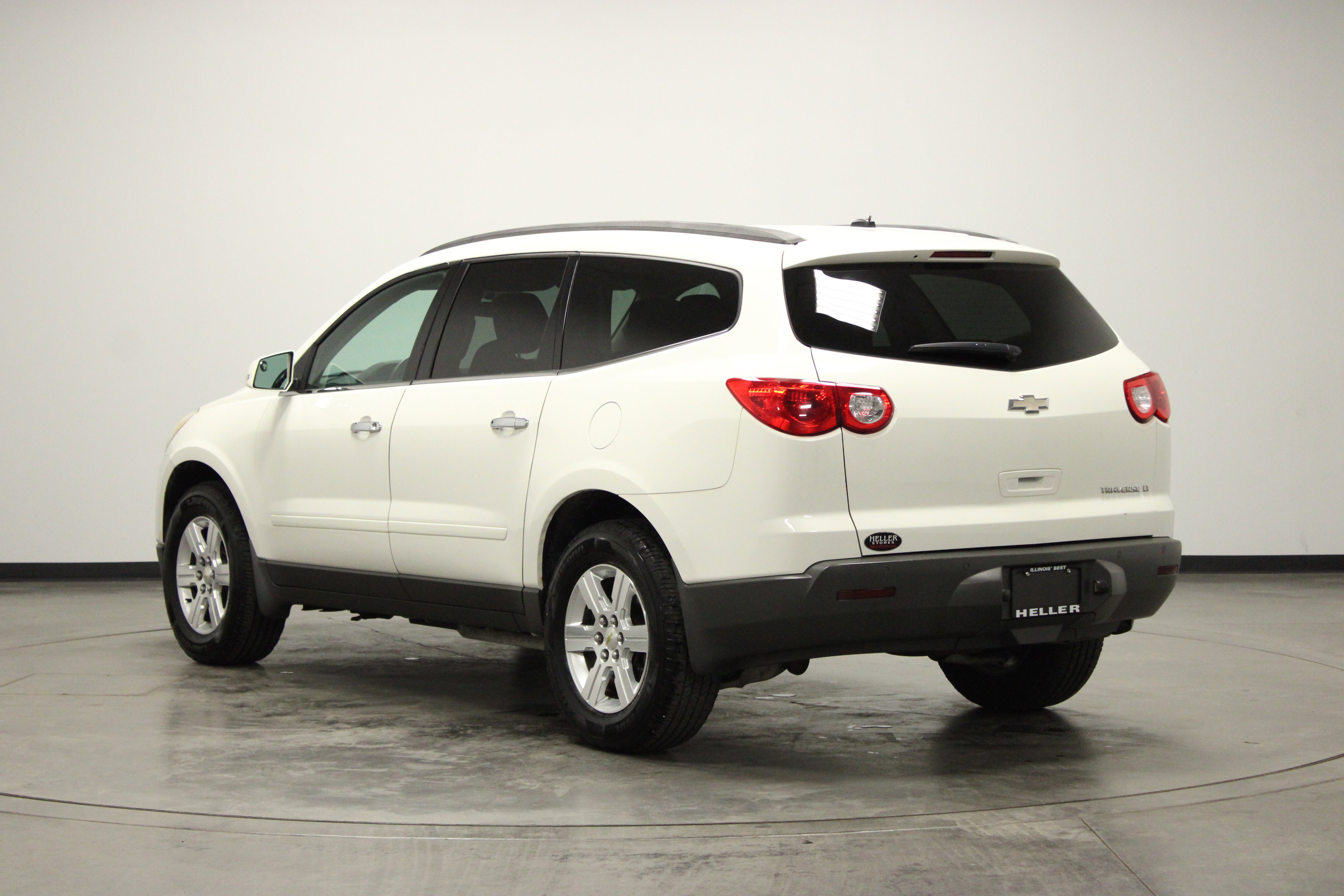 Used 2012 Chevrolet Traverse LT FWD image 6