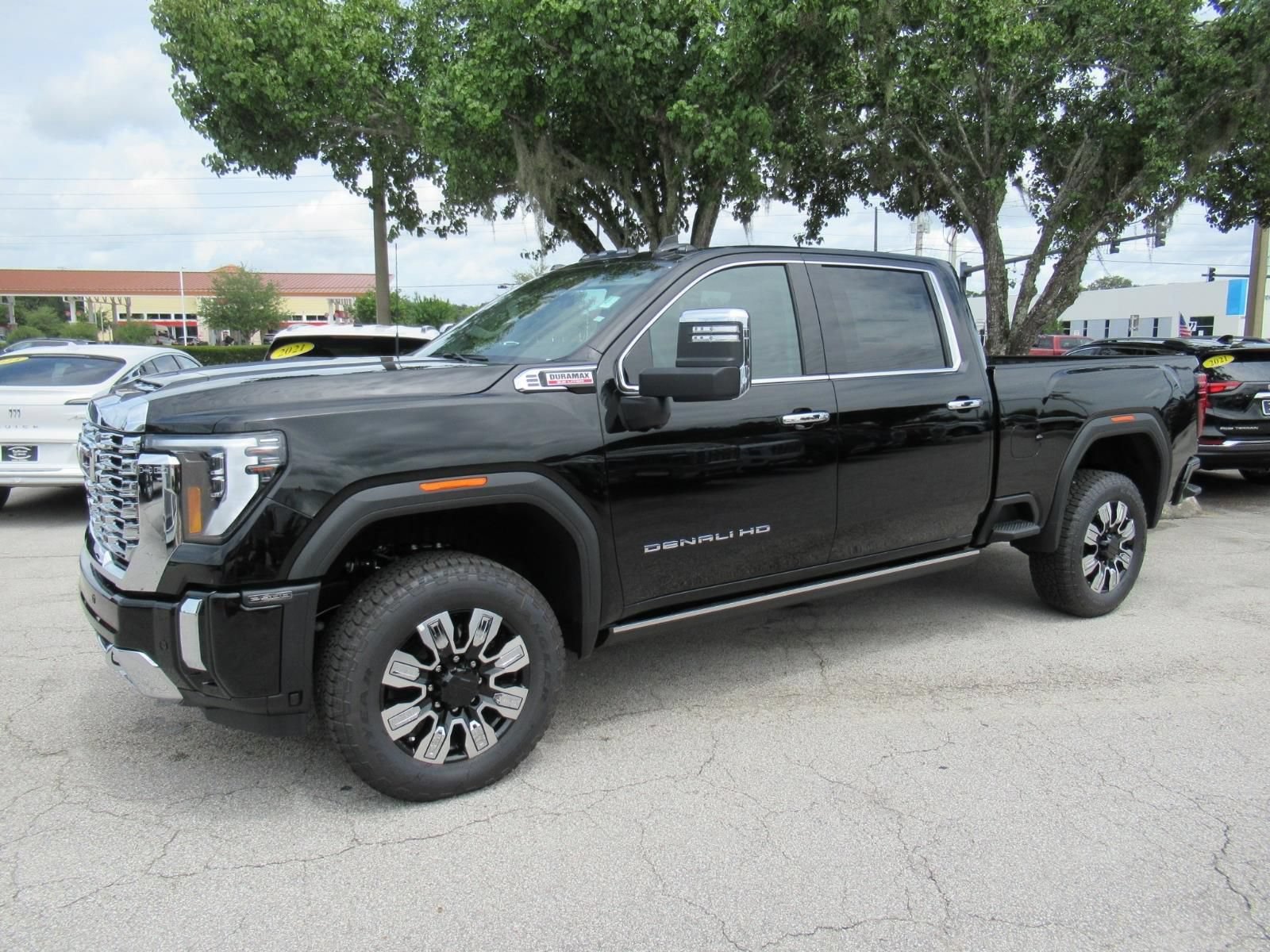 New 2026 GMC Sierra 2500 Denali w/ Denali Reserve Package AWD/4WD image 4