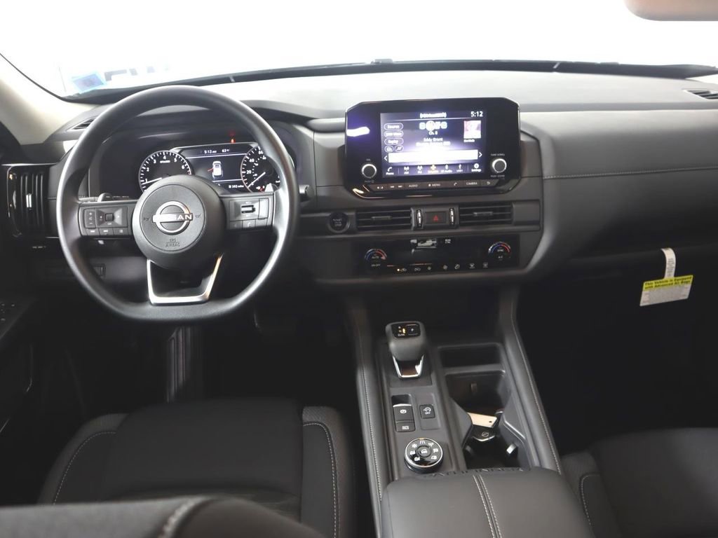 Certified 2025 Nissan Pathfinder S image 22