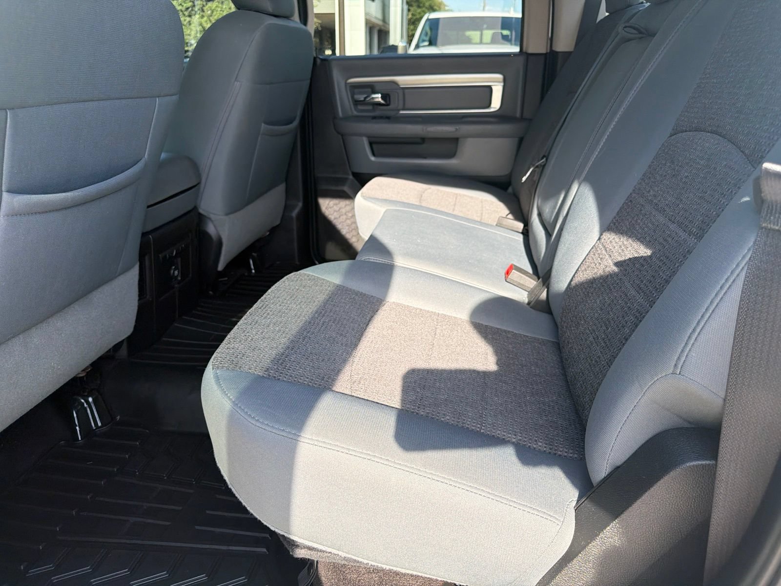 Used 2017 RAM 1500 Lone Star RWD image 10