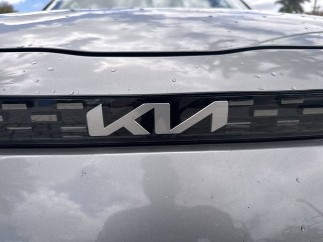 Used 2024 Kia Soul LX w/ Option Group 015 FWD image 10