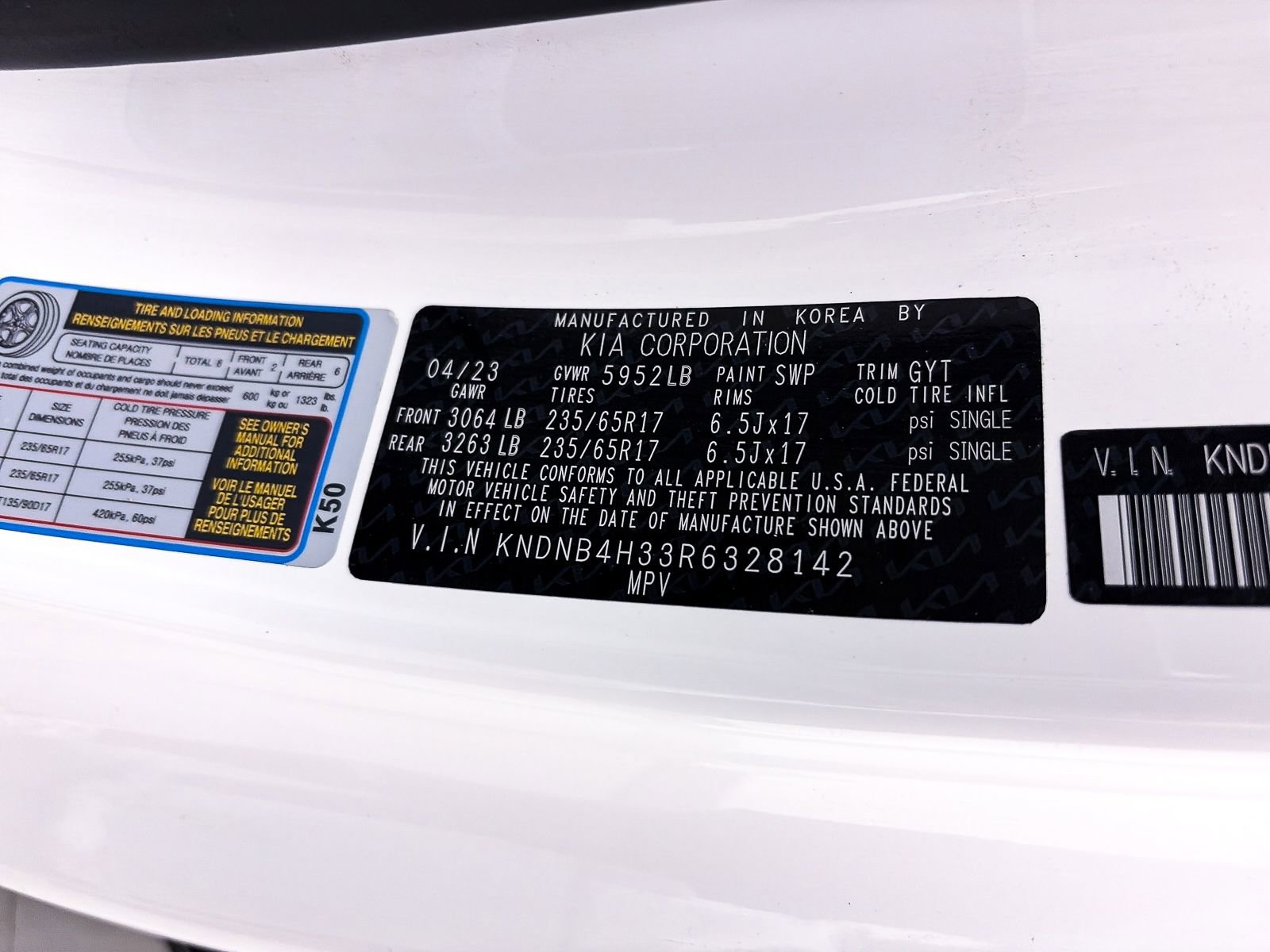 Used 2024 Kia Carnival LX image 35