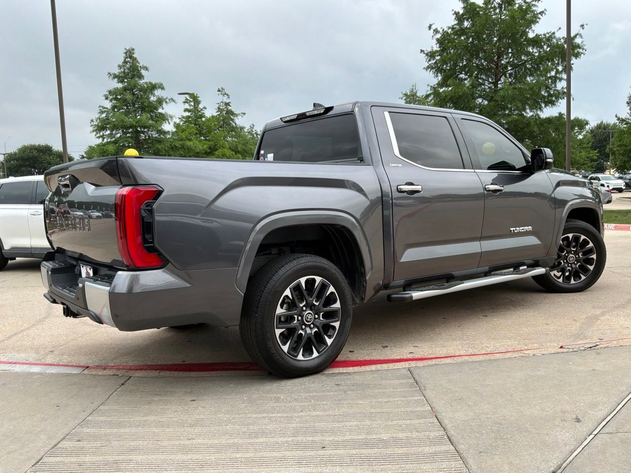 Used 2023 Toyota Tundra Limited w/ Power Package AWD/4WD image 6