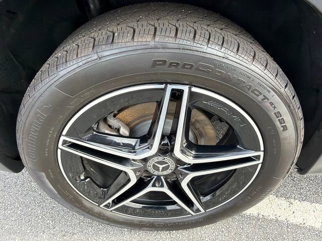 Used 2021 Mercedes-Benz GLB 250 4MATIC image 17