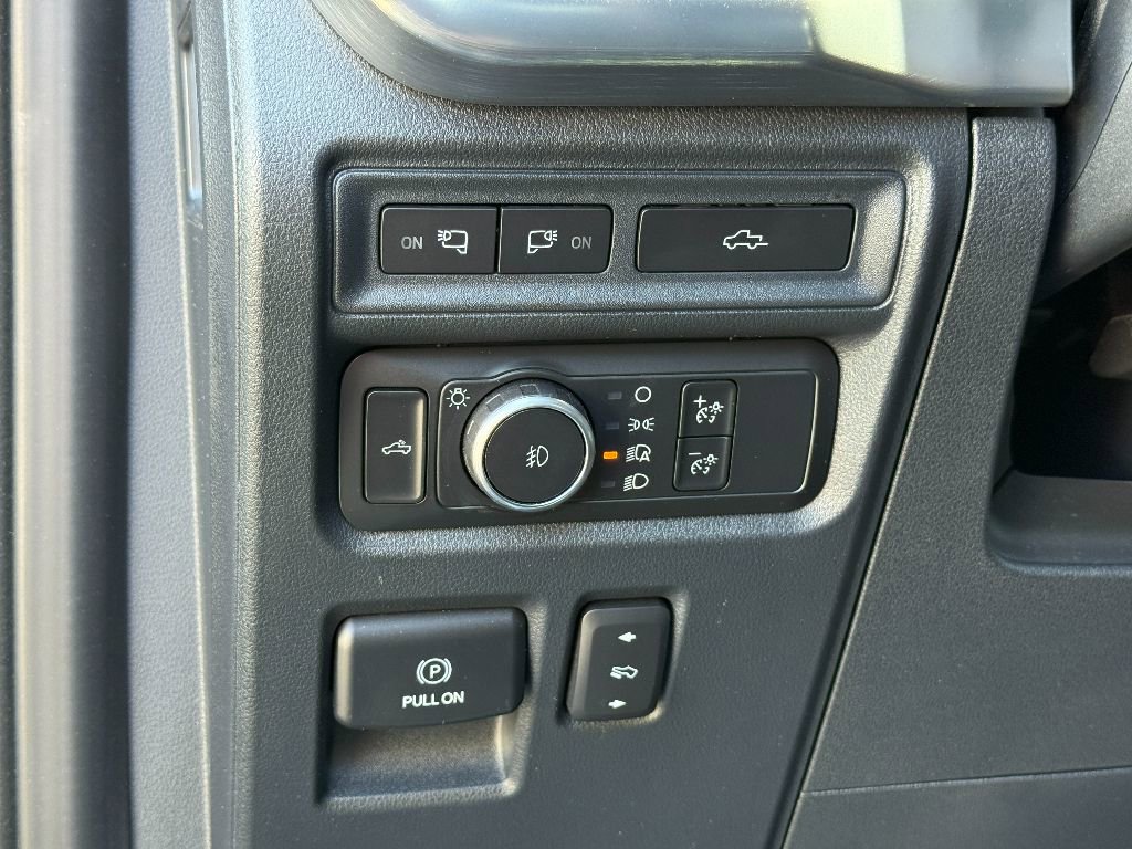 Used 2021 Ford F150 Lariat w/ Equipment Group 501A Mid image 19