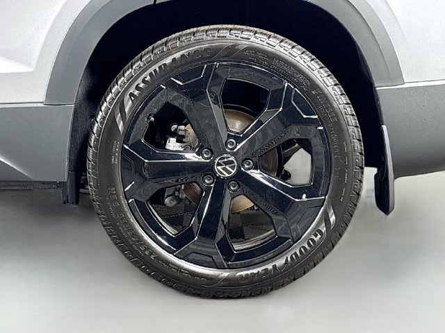 New 2026 Volkswagen Taos SEL AWD/4WD image 34