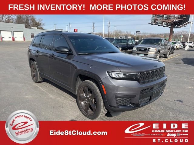 Used 2023 Jeep Grand Cherokee L Laredo