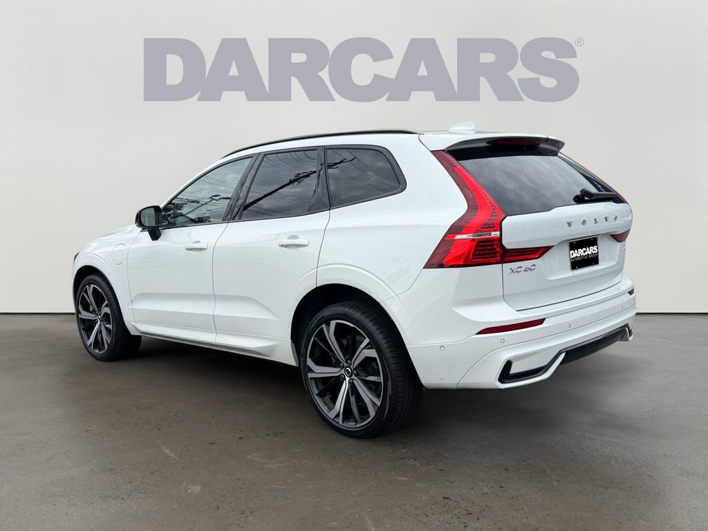 Certified 2025 Volvo XC60 T8 Ultra w/ Climate Package AWD/4WD image 5