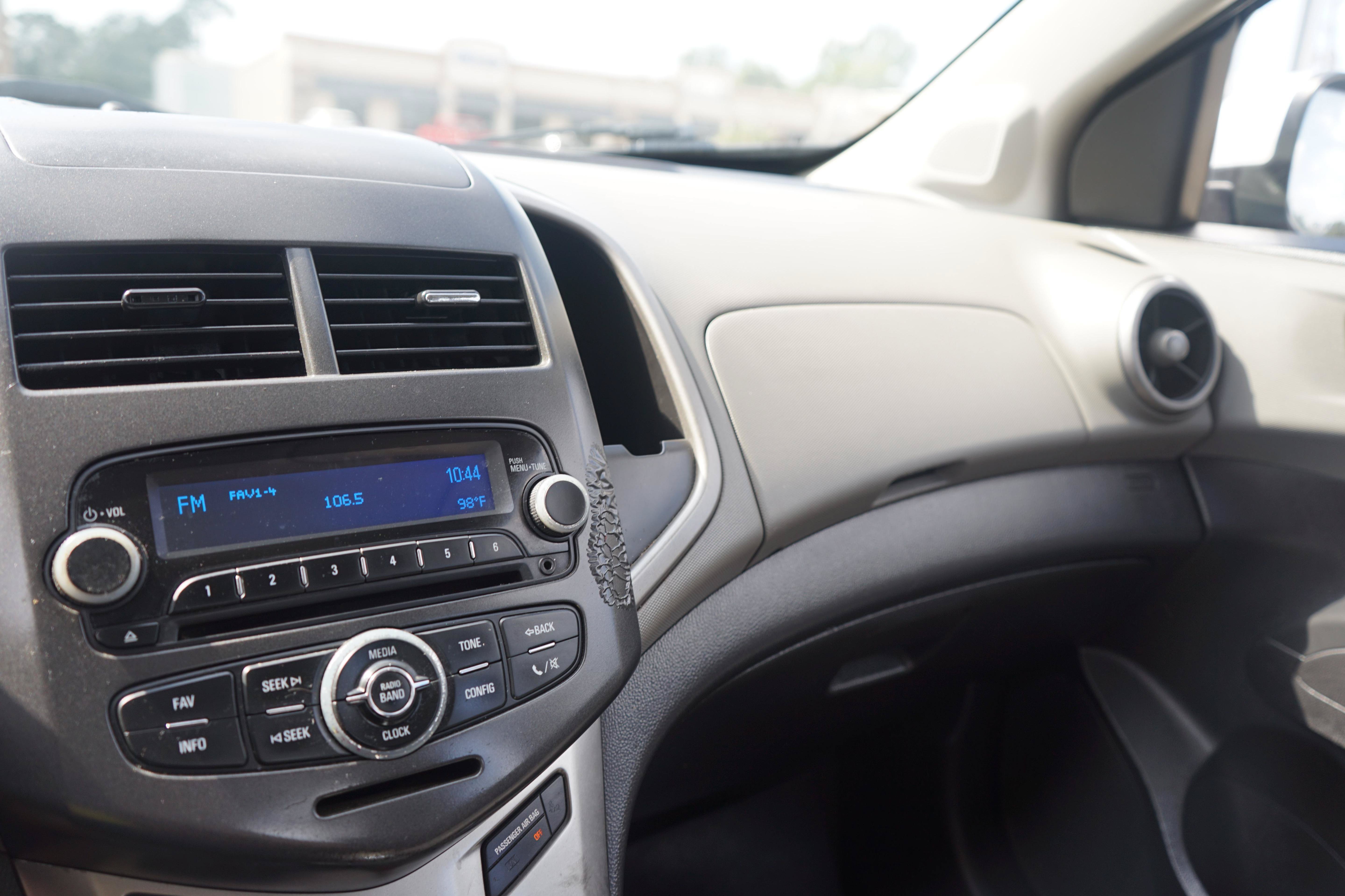 Used 2015 Chevrolet Sonic LT FWD image 16