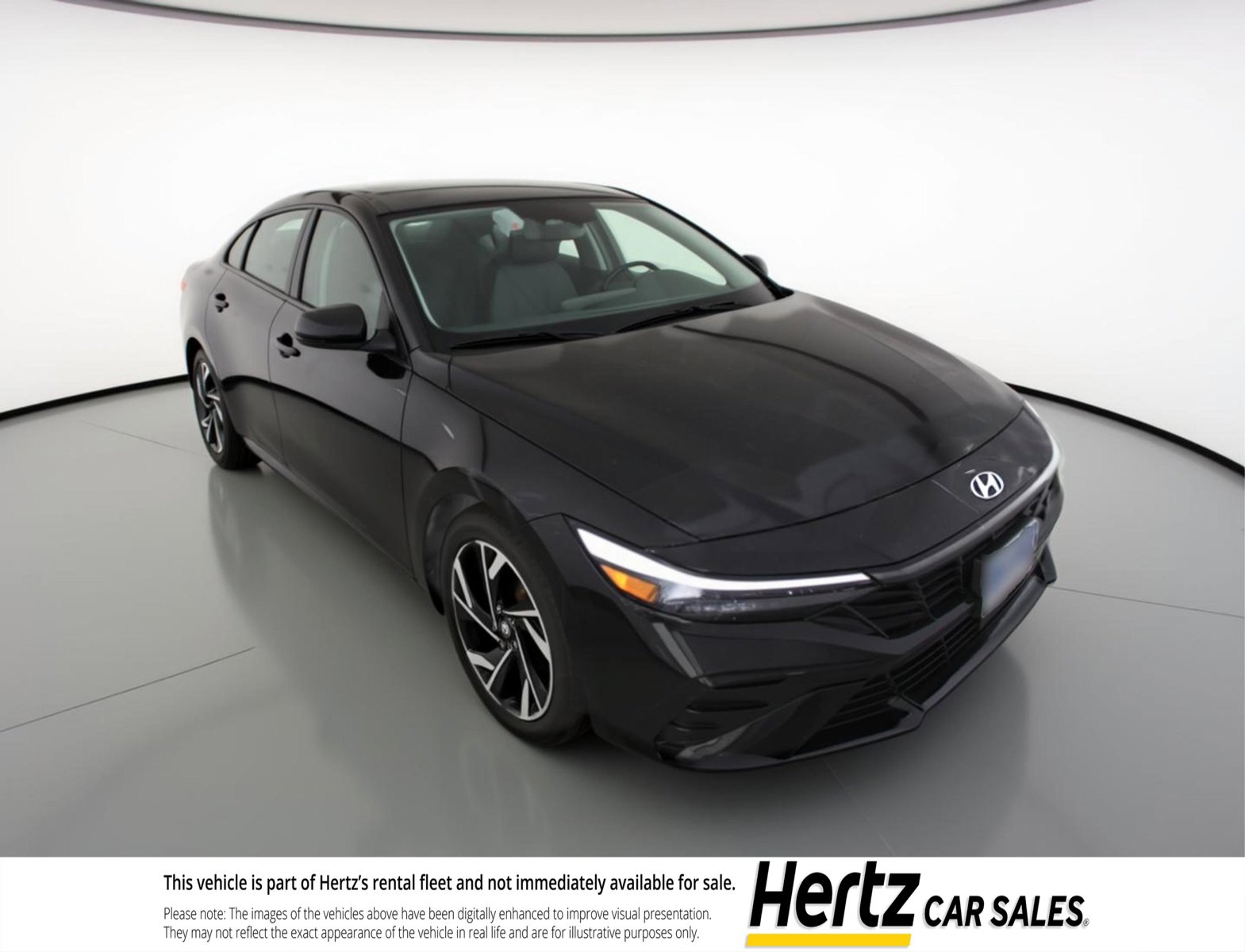 Used 2025 Hyundai Elantra SEL image 1