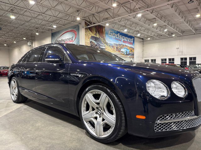Used 2015 Bentley Flying Spur W12 image 26