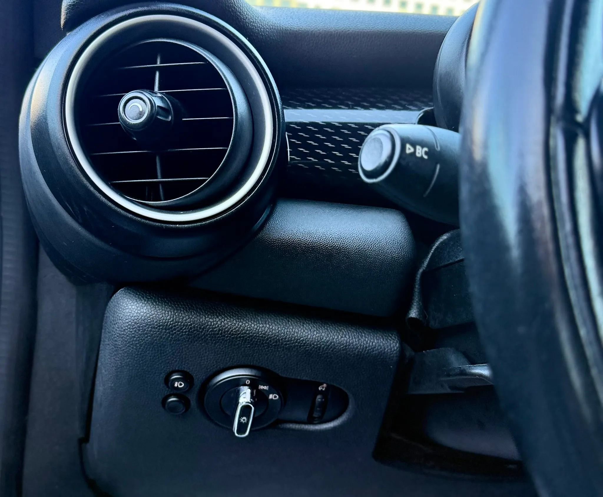 Used 2014 MINI Cooper S FWD image 20