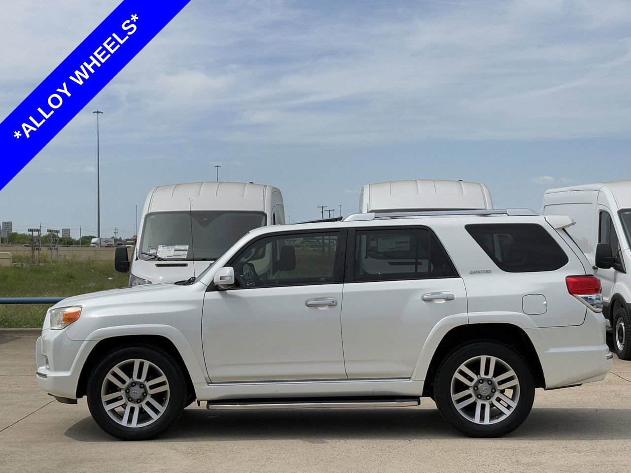 Used 2013 Toyota 4Runner Limited image 3