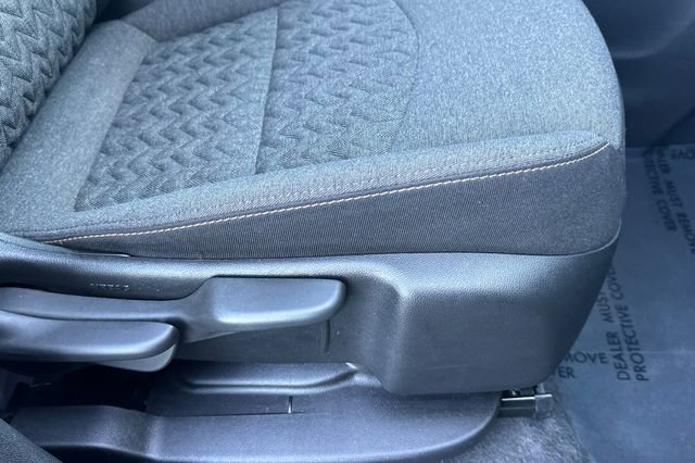 Used 2024 Chevrolet Equinox LT FWD image 23