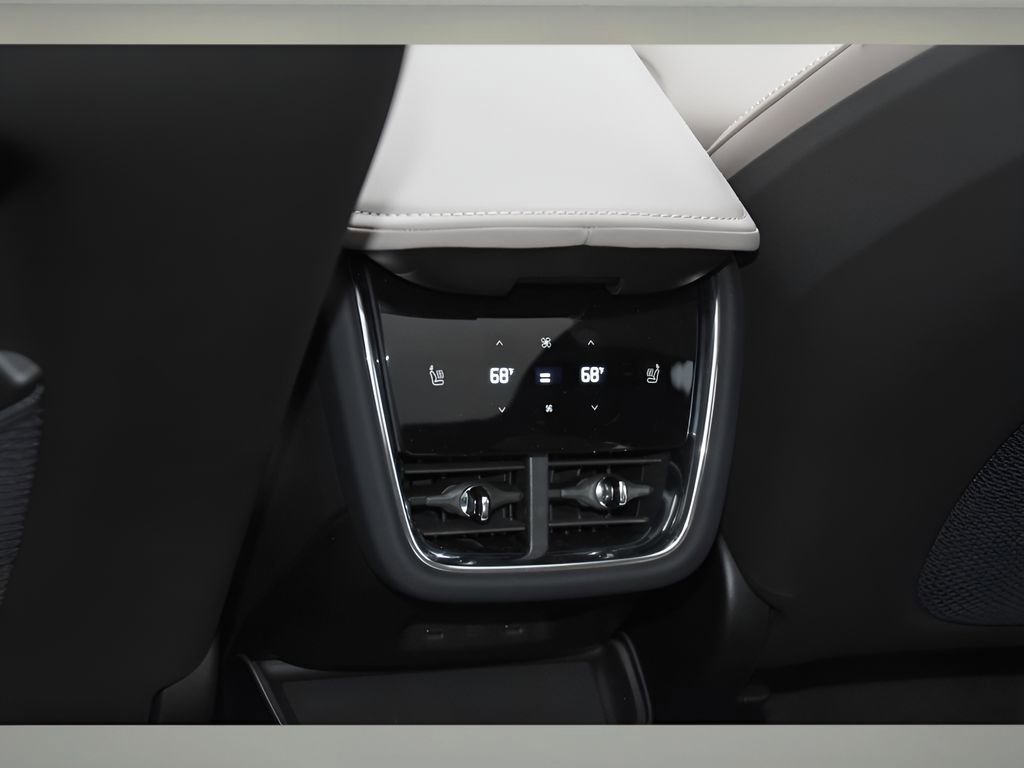 Used 2025 Volvo EX90 Ultra image 14