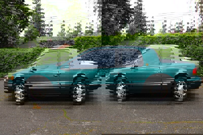 Used 1997 Mercury Cougar XR7 image 12