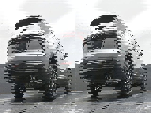 New 2026 Chevrolet Traverse LT w/ Enhanced Driving Package image 48