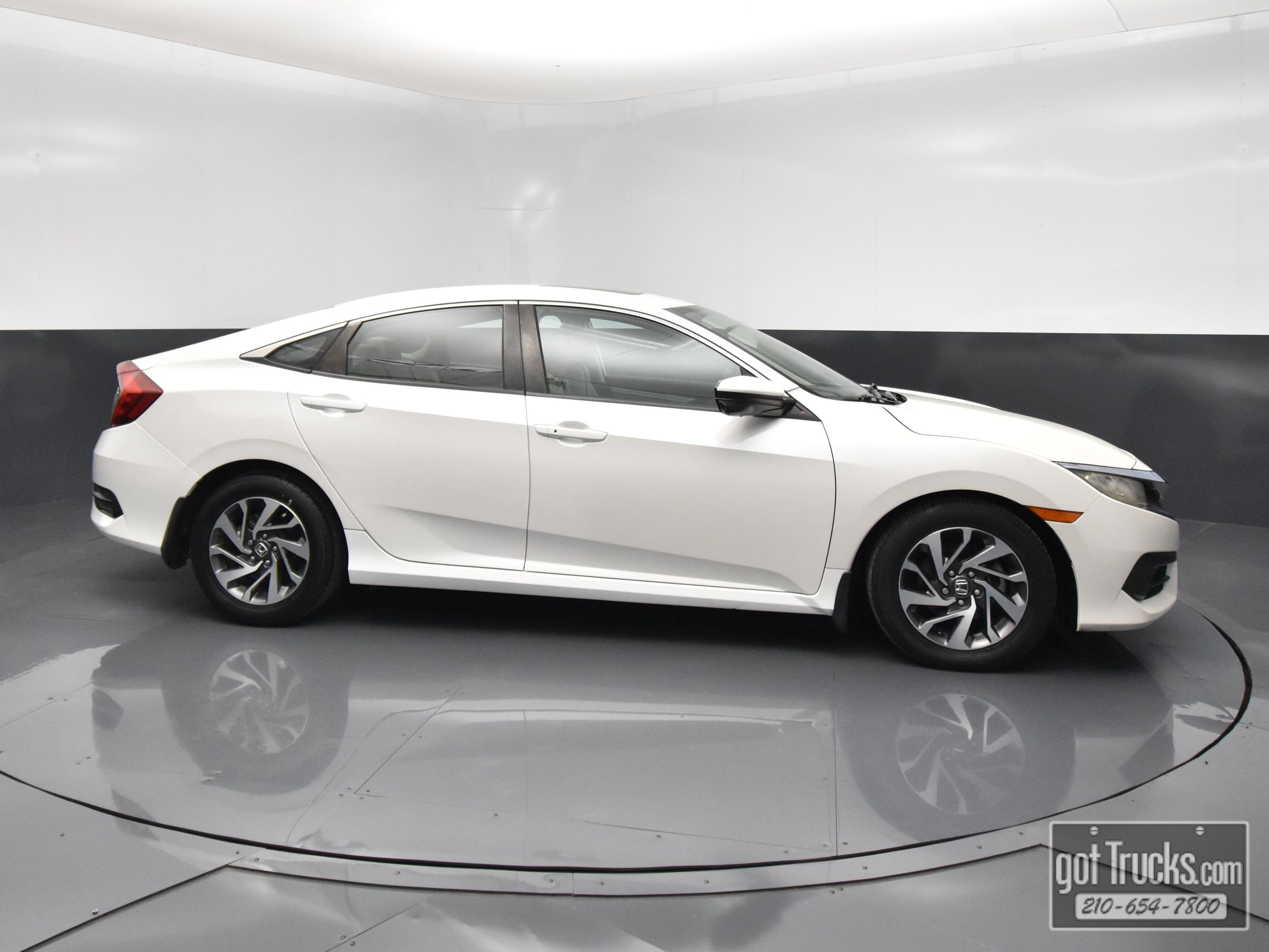 Used 2016 Honda Civic EX image 45