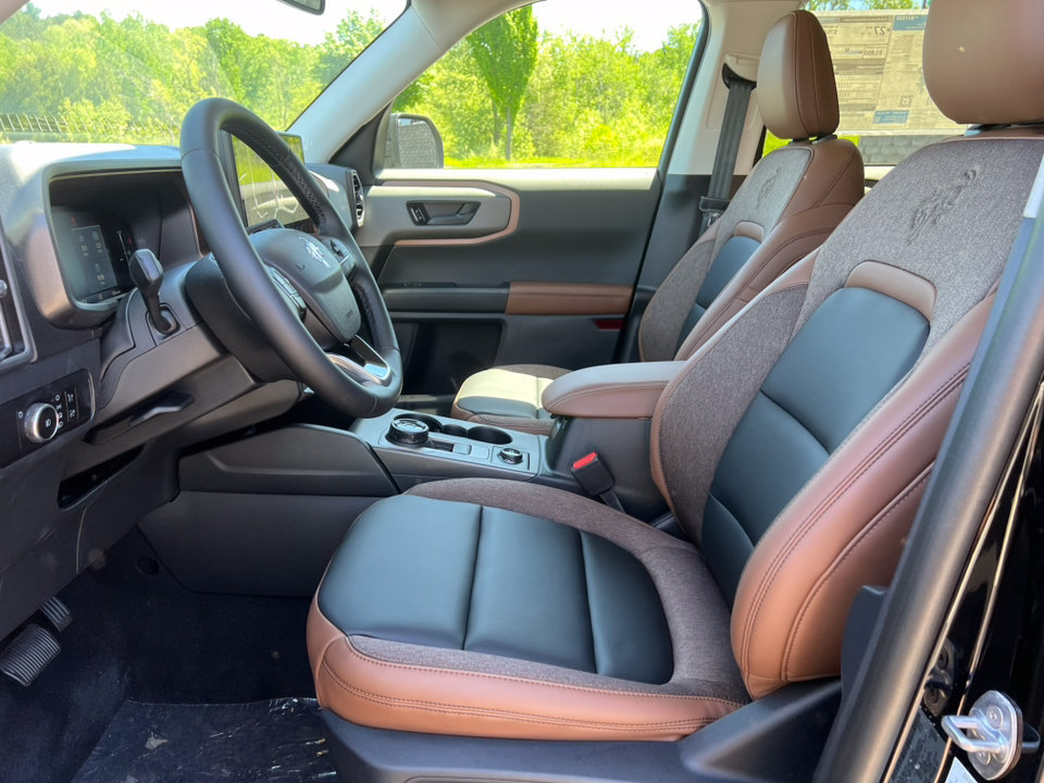 Used 2026 Ford Bronco Sport Outer Banks w/ Outer Banks Tech Package+ AWD/4WD image 4